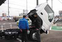 「新型エルフ展示会」を開催いたしました。(1)