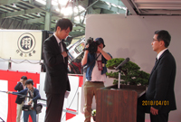 「トラック入社式」を挙行いたしました。(2)