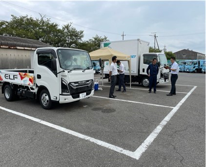 松阪市役所様へ試乗会・実証試験を実施しました(1)