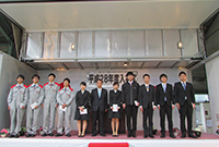 トラック入社式５