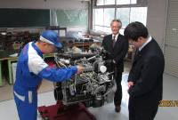 稲生高校エンジン寄贈